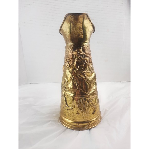 Peerage Brass Embossed Pitcher Made in England Pub Scene 10.5" Vintage - Picture 2 of 7
